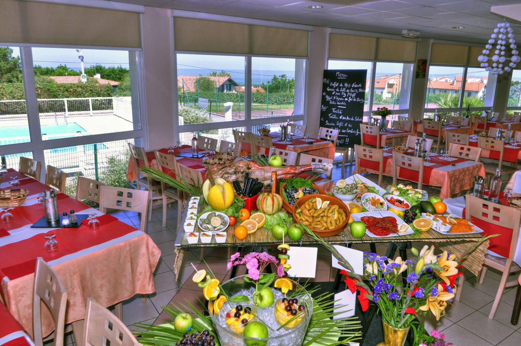 Village Vacances Azureva Anglet Exterior photo